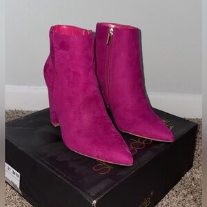 Shoe Dazzle Fuchsia Ankle Boots